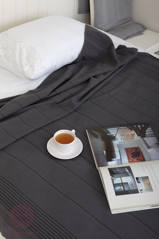 Простыни для укрывания от L*u*x*b*e*r*r*y