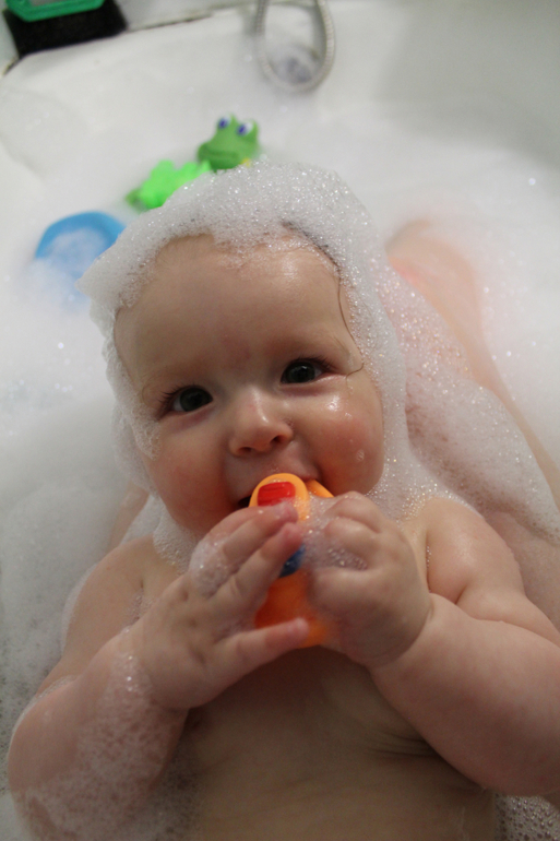 Ангелине полгода!!!!