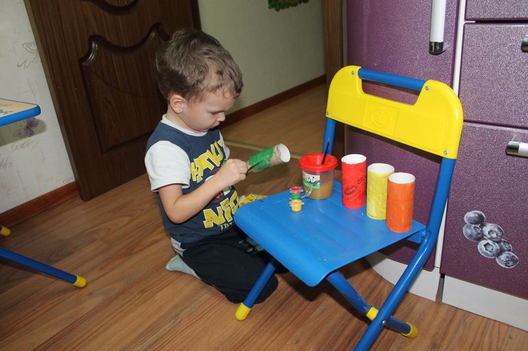 Сделали с сыночком парковку