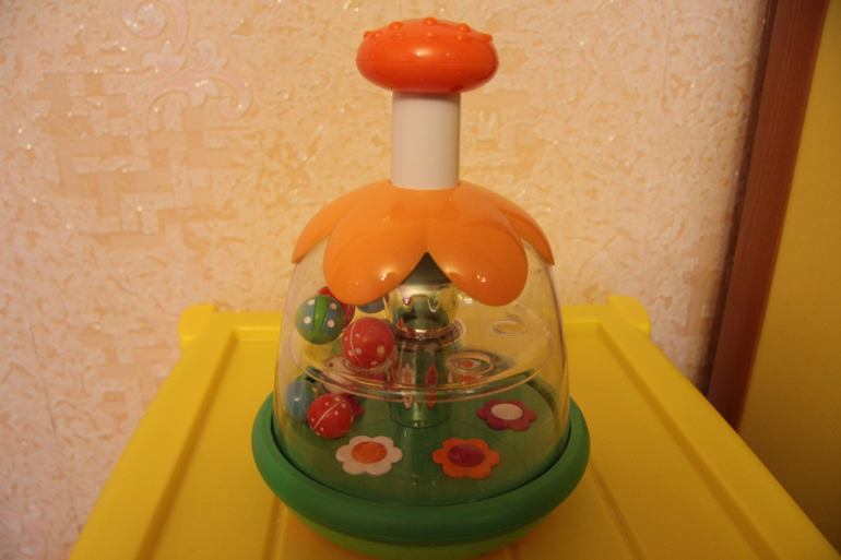 Игрушки пакетом и отдельно до года, вожжи Canpol, почта.