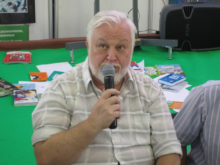 Книжный салон. День первый.