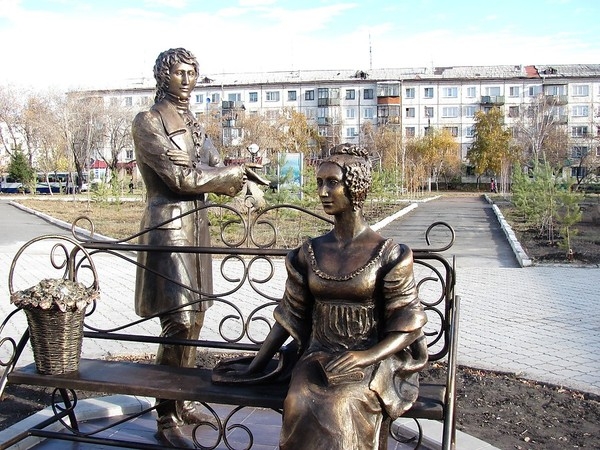 18 апреля - день памятников