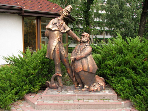 Со страниц любимых книг в бронзу и гранит - 10