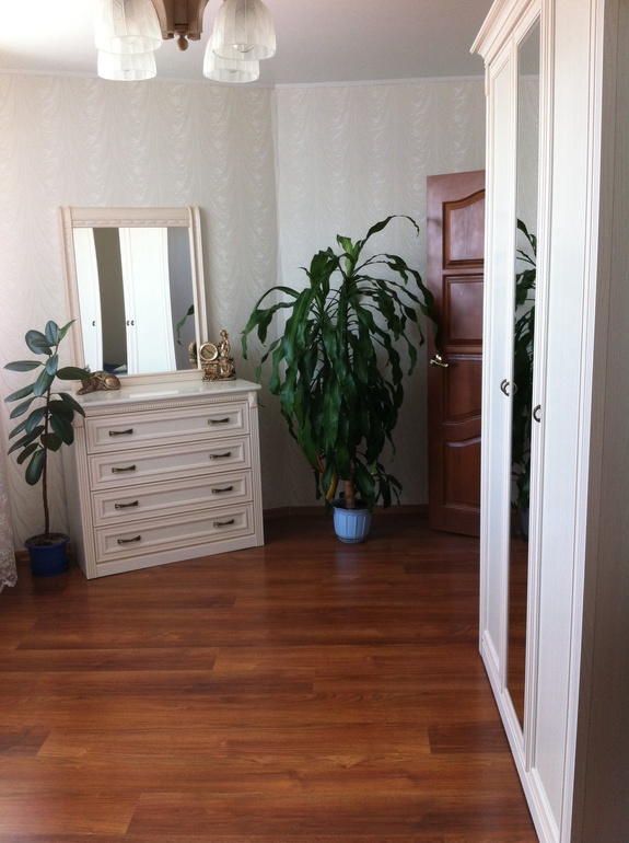 Как сделать нашу спальню уютной?Дайте совет.