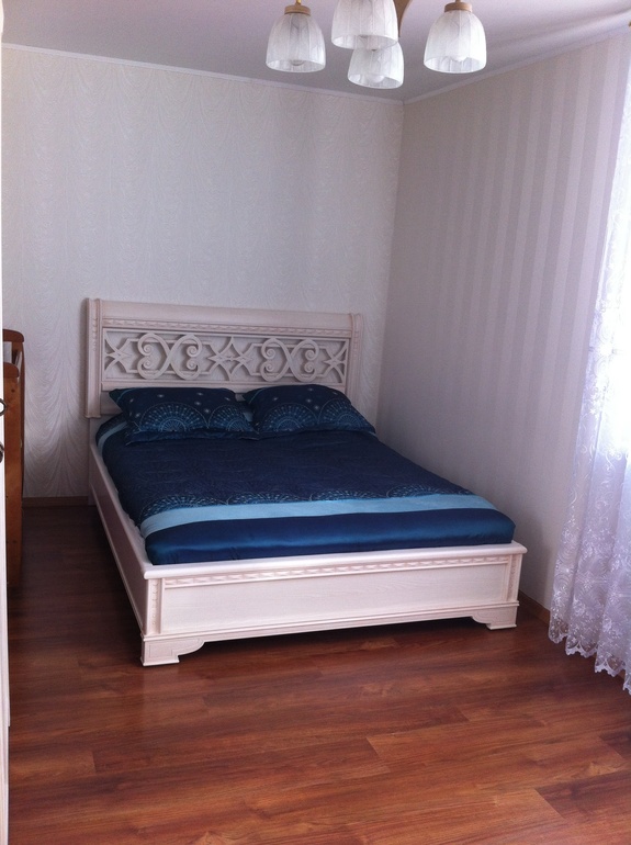 Как сделать нашу спальню уютной?Дайте совет.