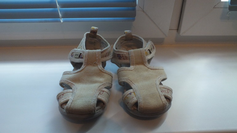 Много обуви на мальчика. Все сезоны. Размеры 16, 20, 22, 23, 24, 25, 26.