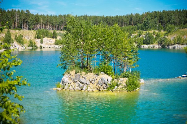 Караканский Бор мраморное озеро