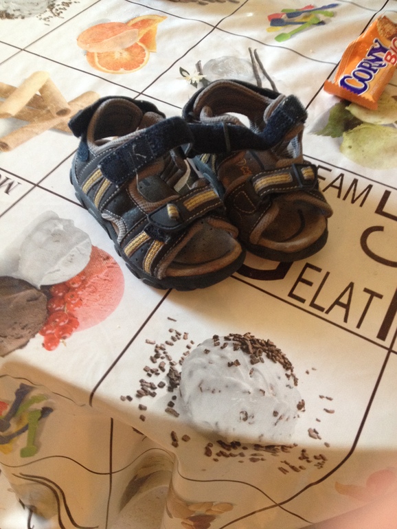 Сандали GEOX 25 размер (8,5 UK) 1000р.